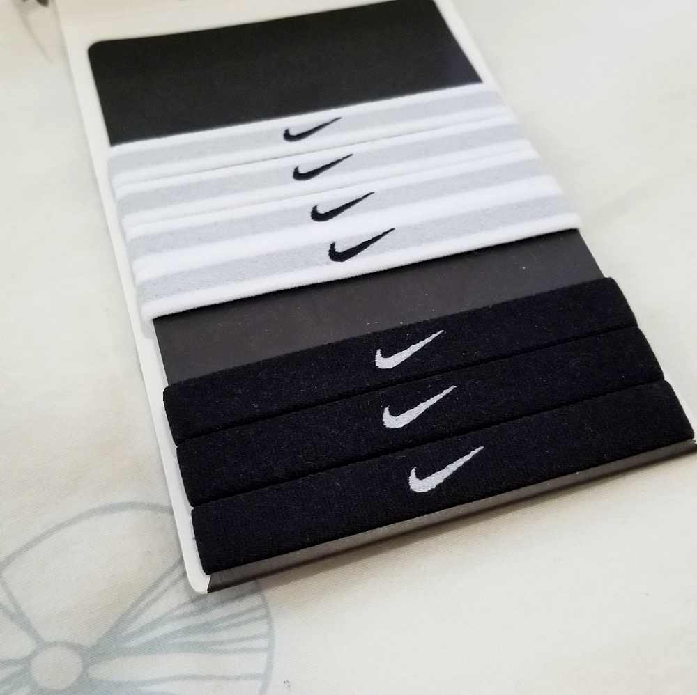 Nike Hair tie. Selling individually. Not the pack. $5/each